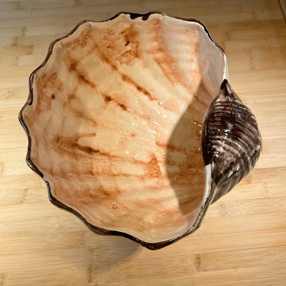 Vintage Ceramic Shell Bowl with Pedestal of Coral 8”x 7.5” Beach Decor - Picture 7 of 11